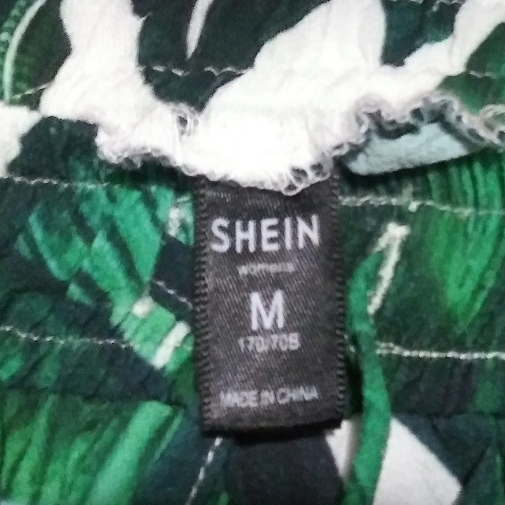 Short pants - Picture 3 of 3
